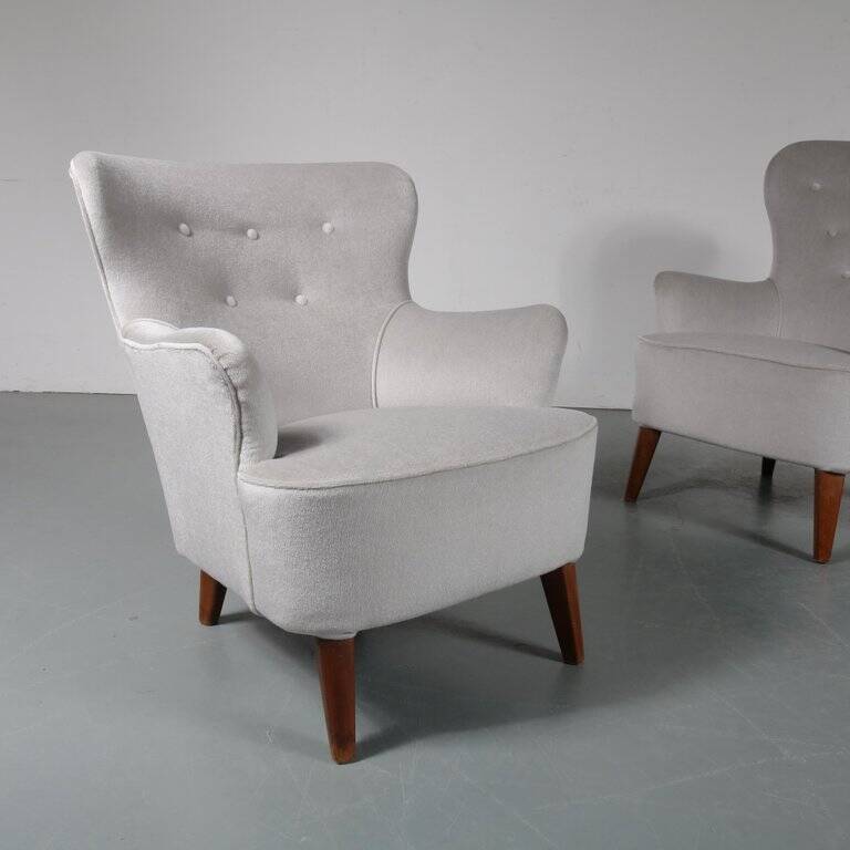 1950s Pair of Theo Ruth Lounge Chairs for Artifort, the Netherlands