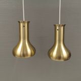 Un ensemble de lampes suspendues Junge des années 1980, en laque couleur or