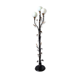 Italian design flower floor lamp with opaline shades, 1980s