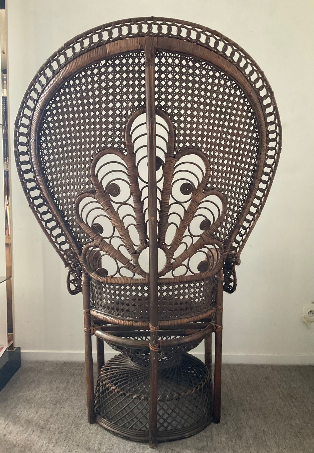 Fauteuil Paon Emmanuelle des années 60
