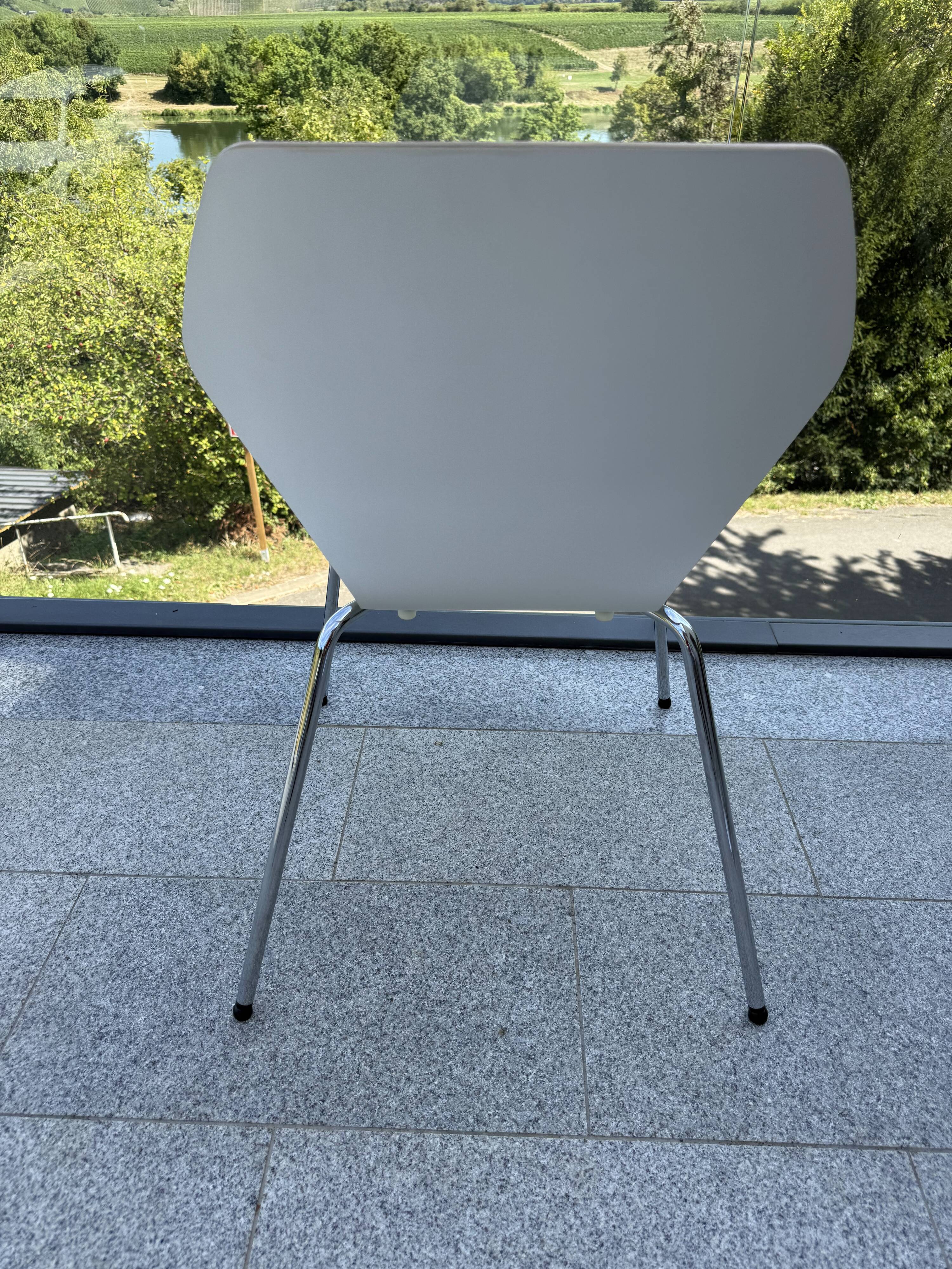 Minimalist chair, Shrimp model, by COR Germany