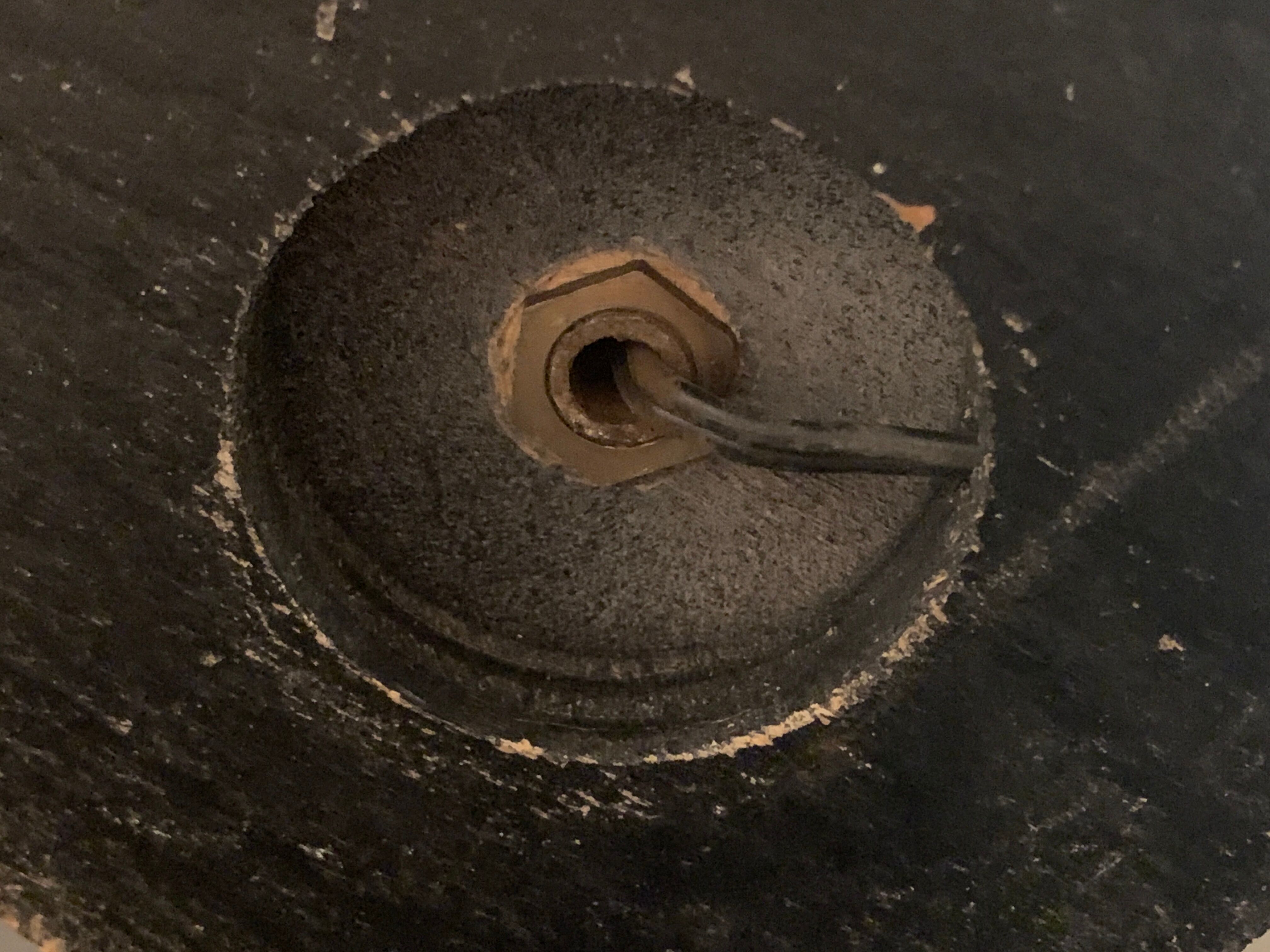 Cracked ceramic lamp base, 1970