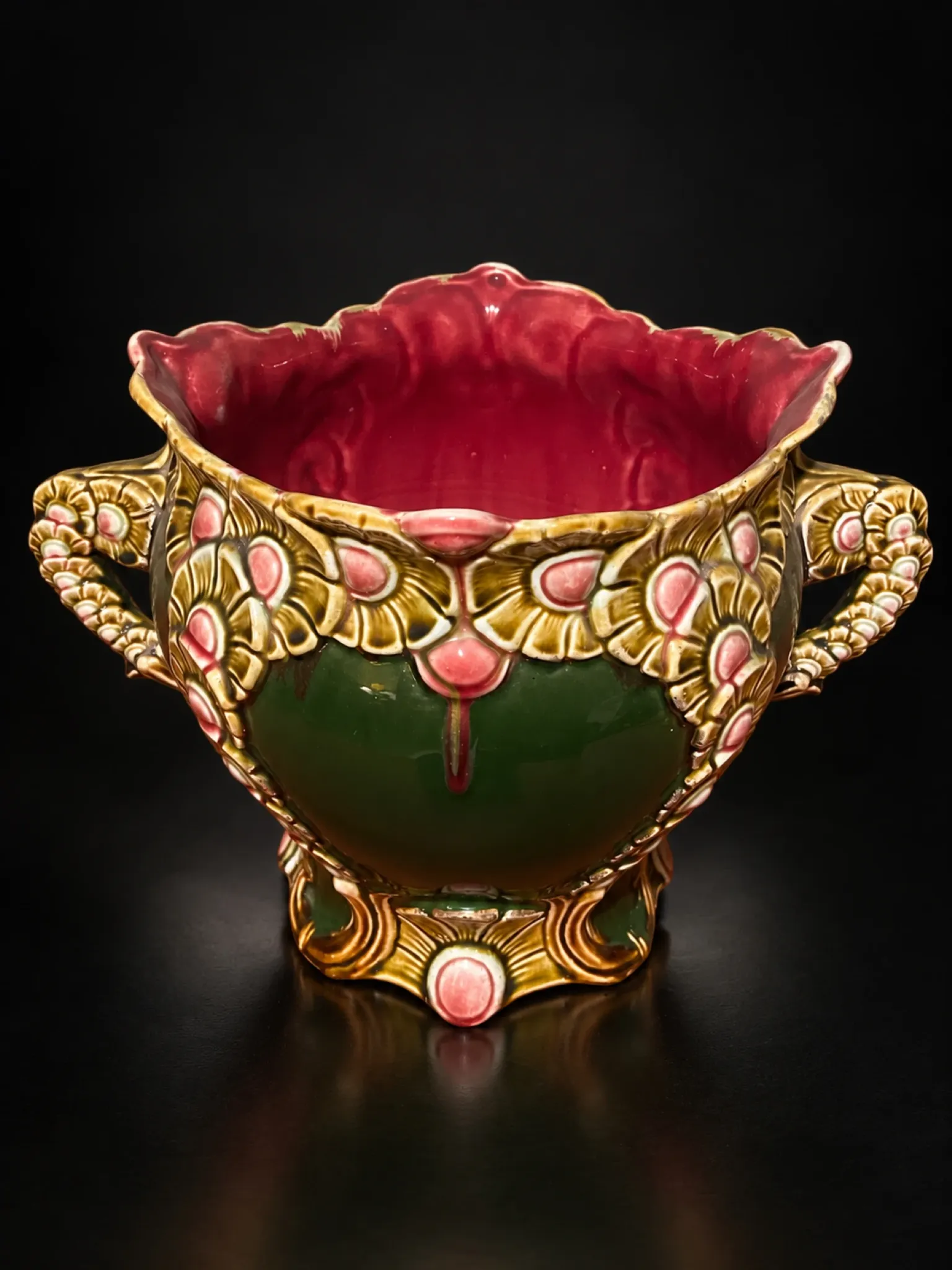 Art Nouveau cache-pot, Onnaing, model 738