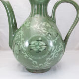 Asian Korean celadon porcelain pourer