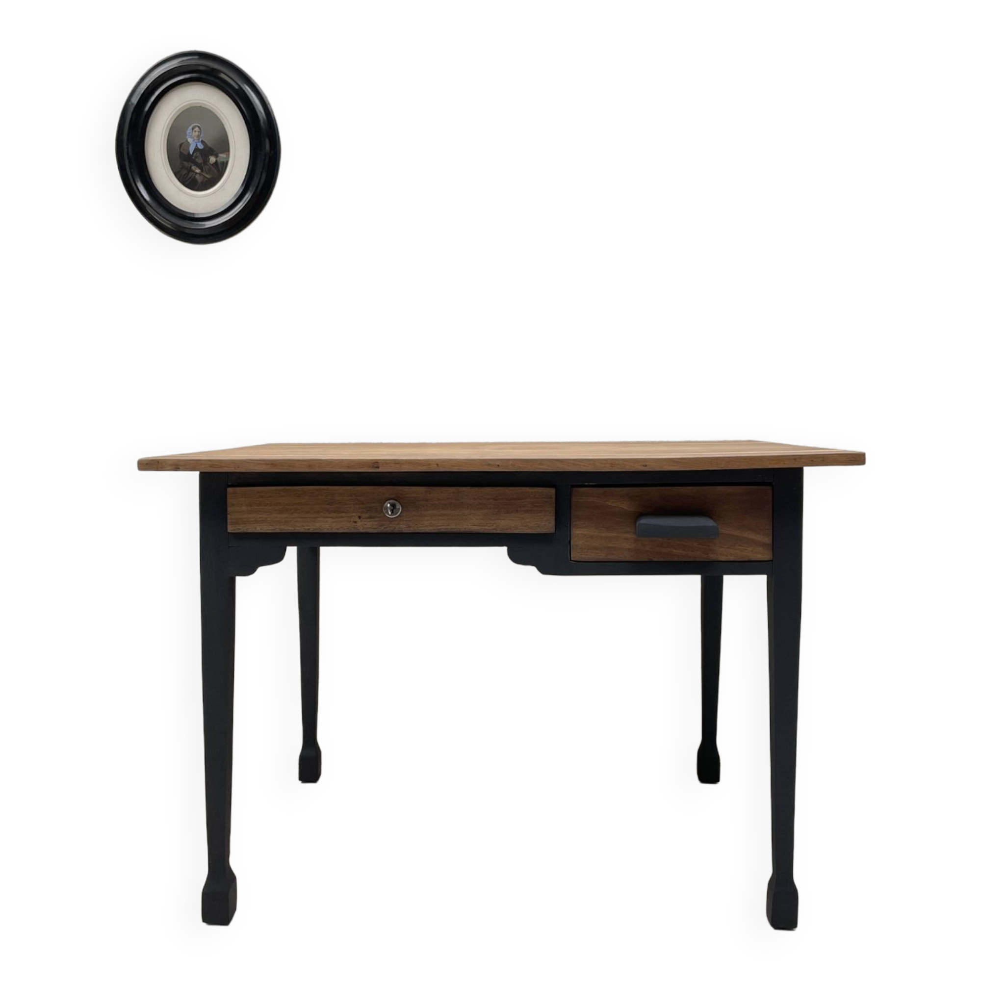 Bureau en bois peint