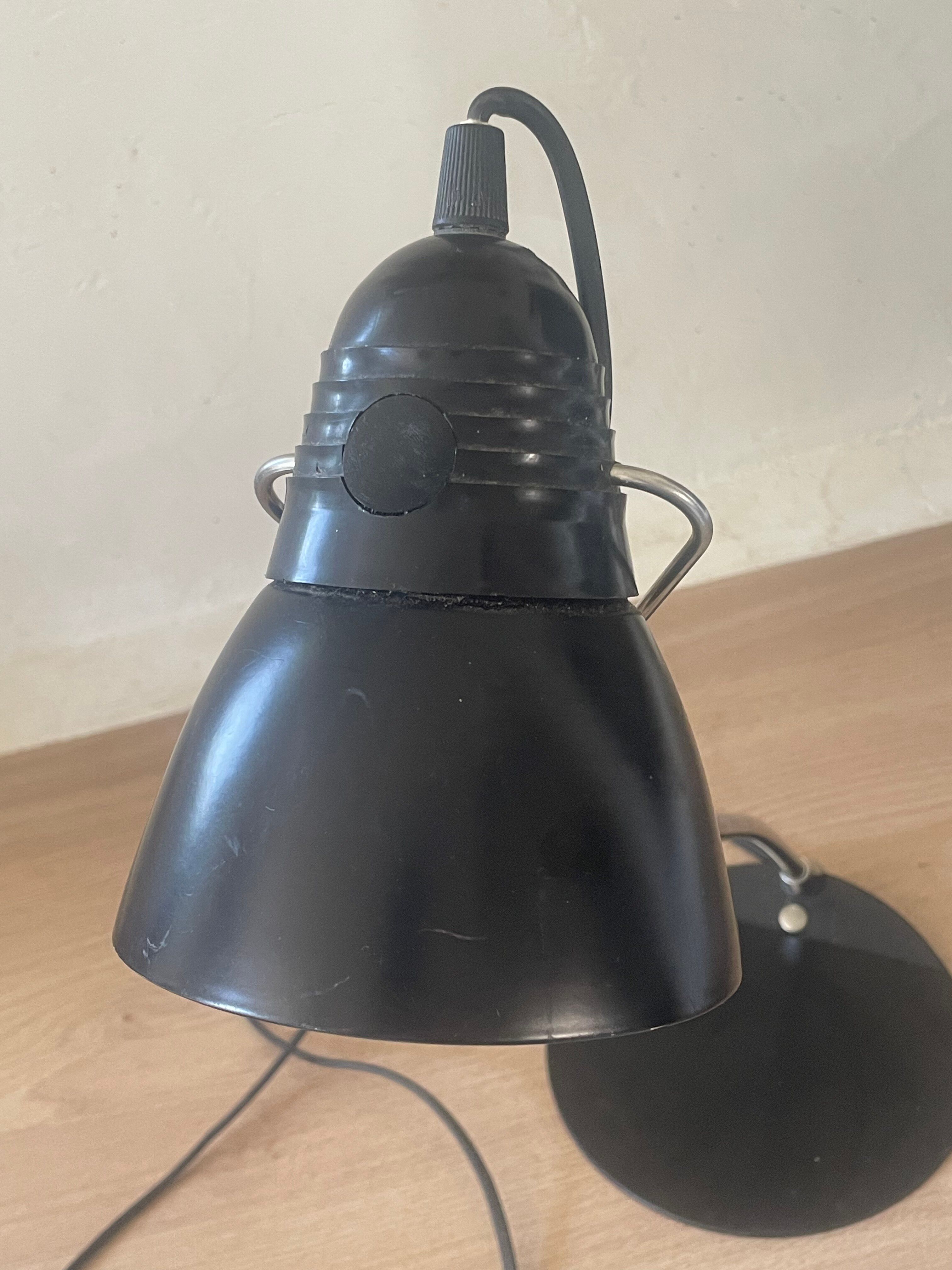 Aluminor metal desk lamp