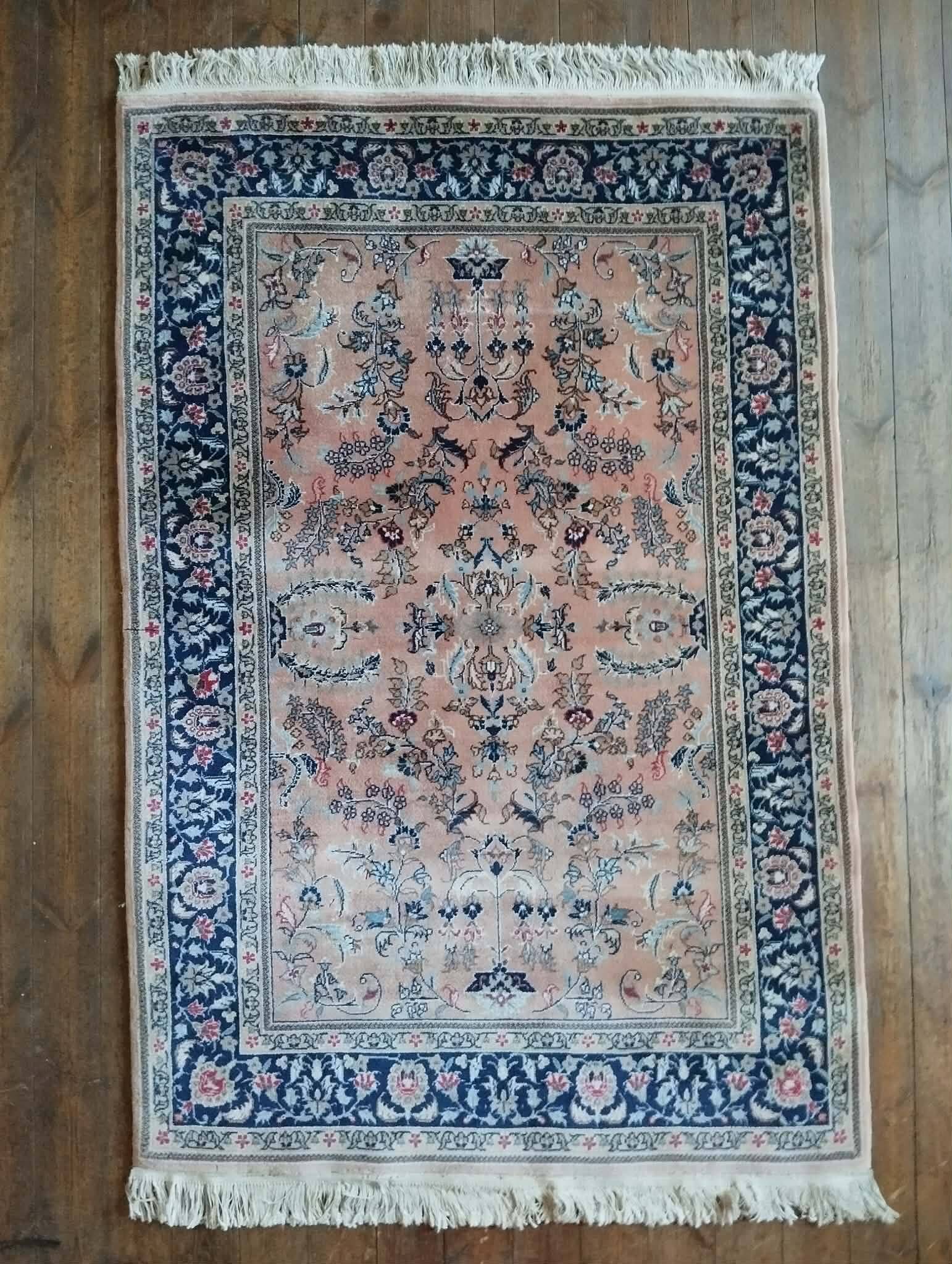 Handmade Persian Sarough rug 189x125cm