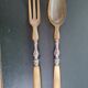 Salad servers
