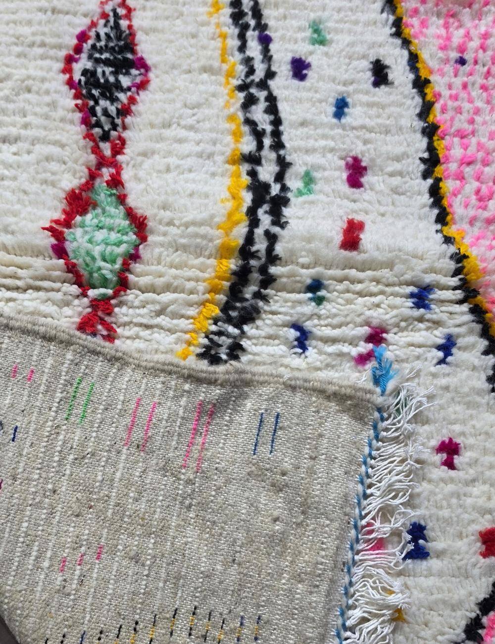 Moroccan Azilal Rug - 300 x 200 cm