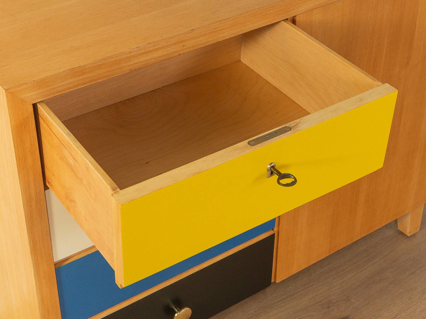 1950s chest of drawers Musterring