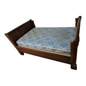 Lit boat Louis-Philippe in walnut, 19th century