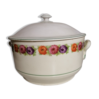 Tureen