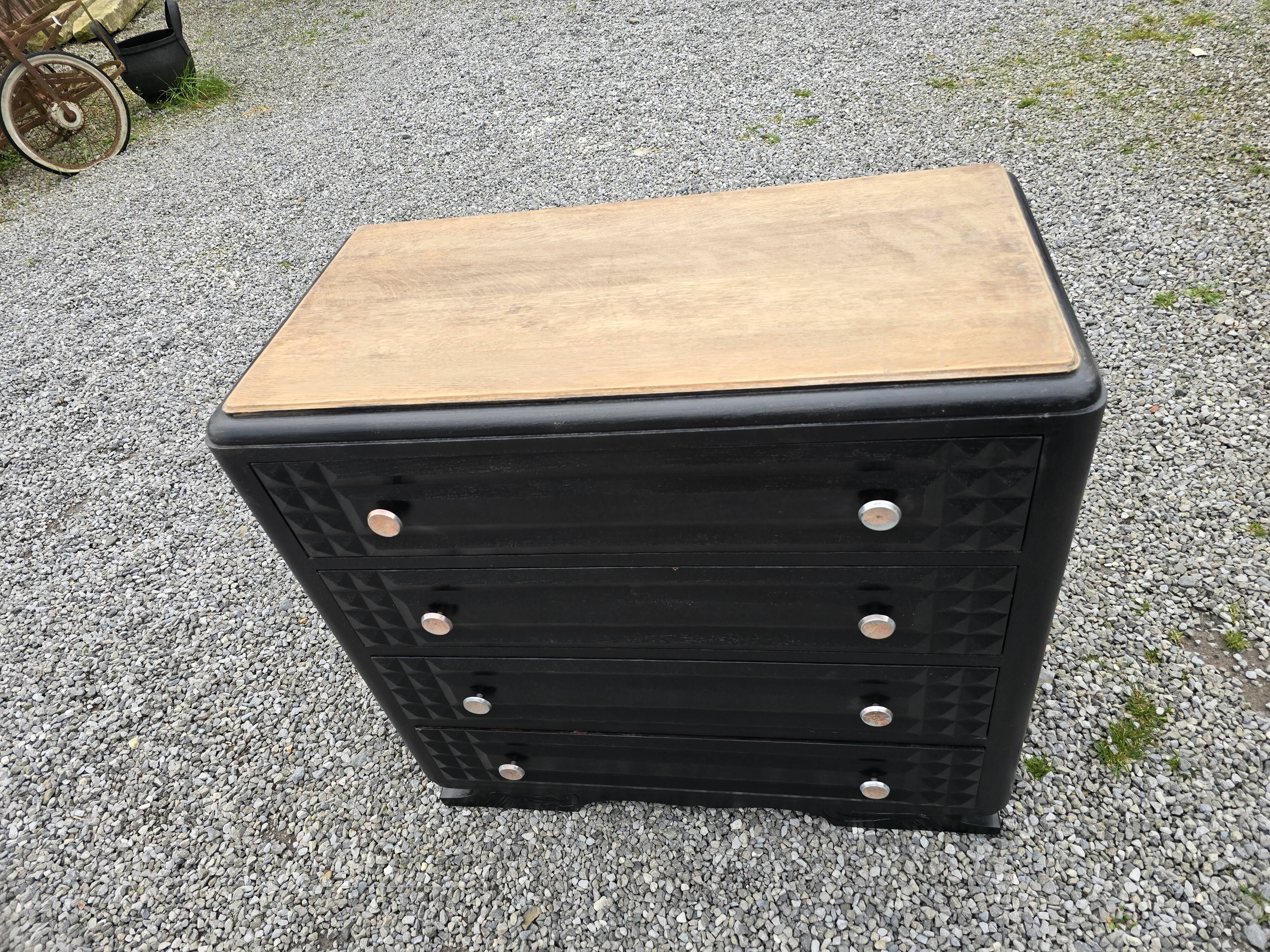 Art deco oak chest of drawers from the 50s revamp