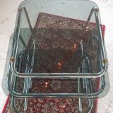 Glass nesting table