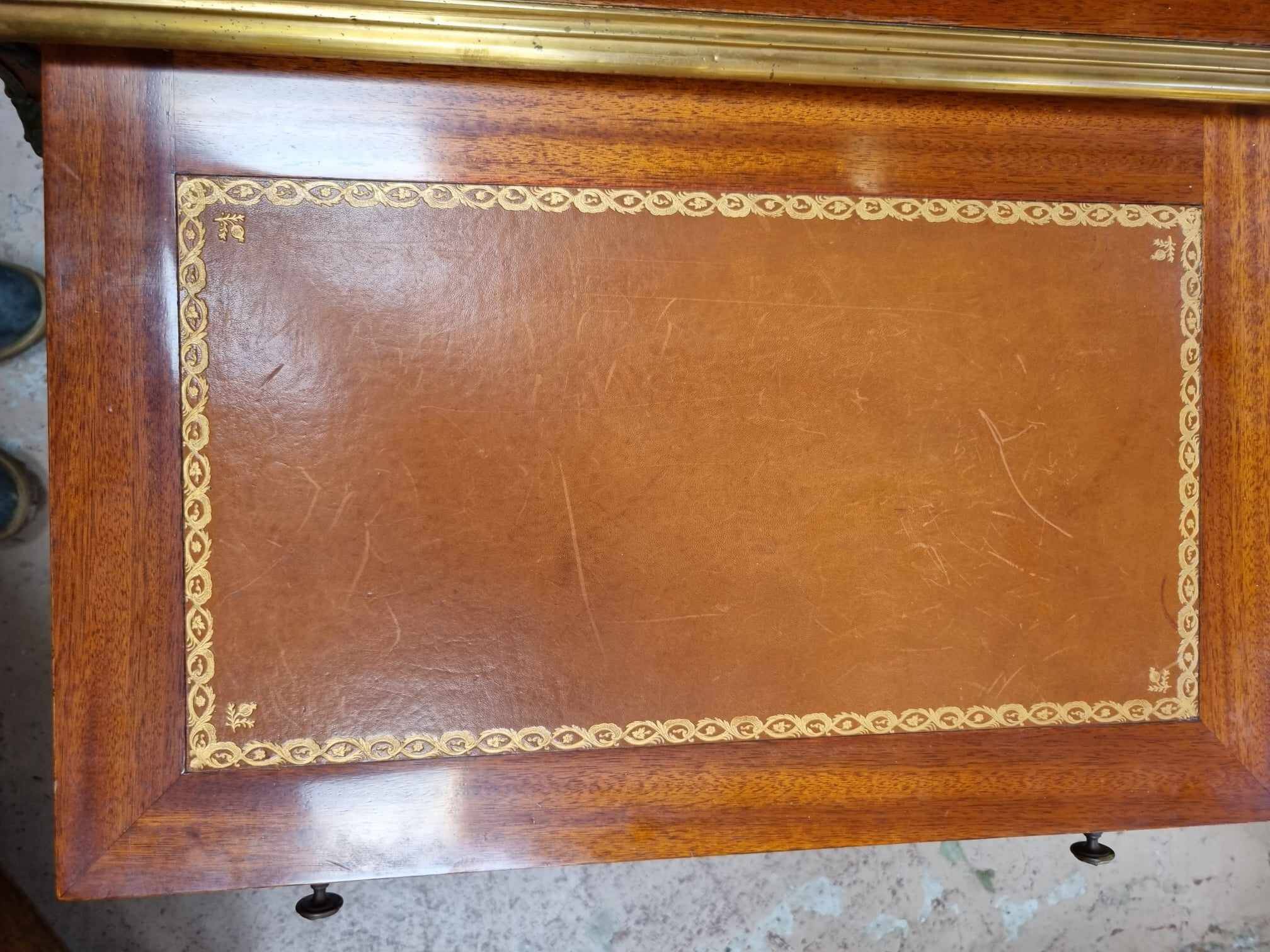 Louis XV desk