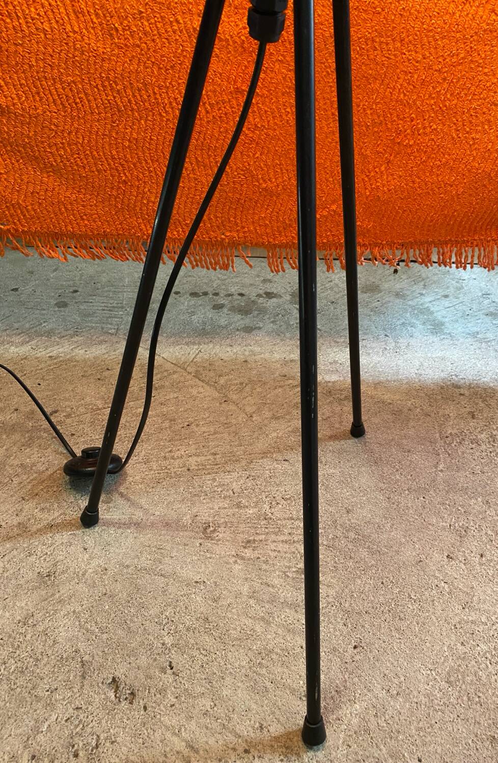 Vintage floor lamp 1950-1960 black metal with tripod base with 3 heads