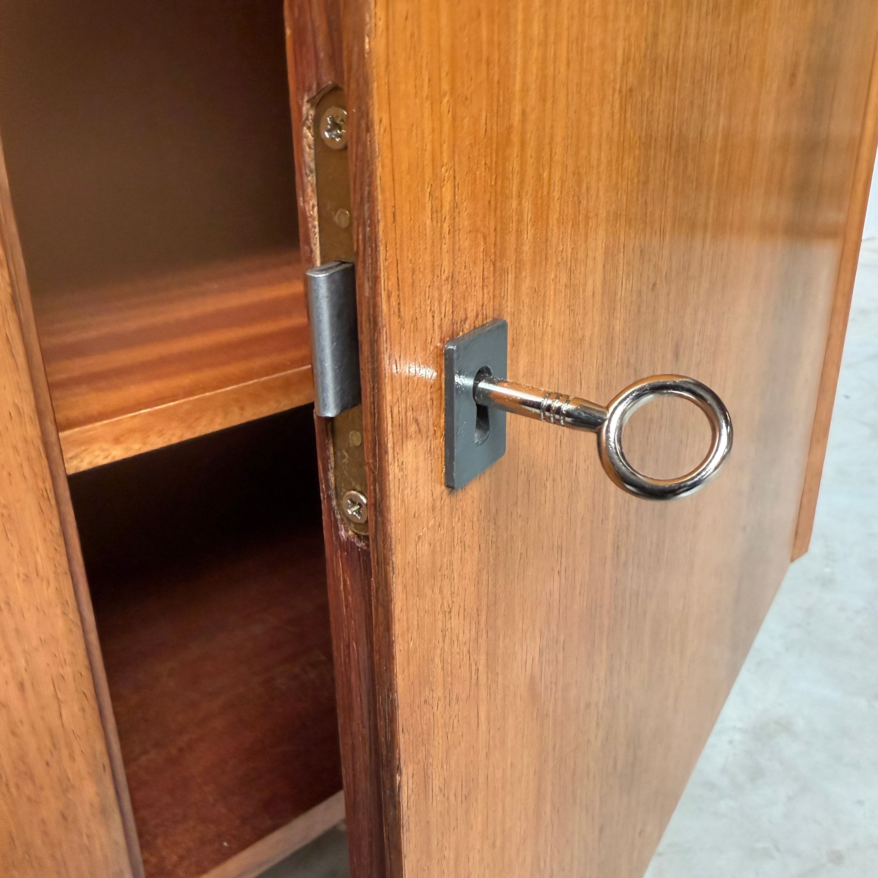 Sekretär Highboard