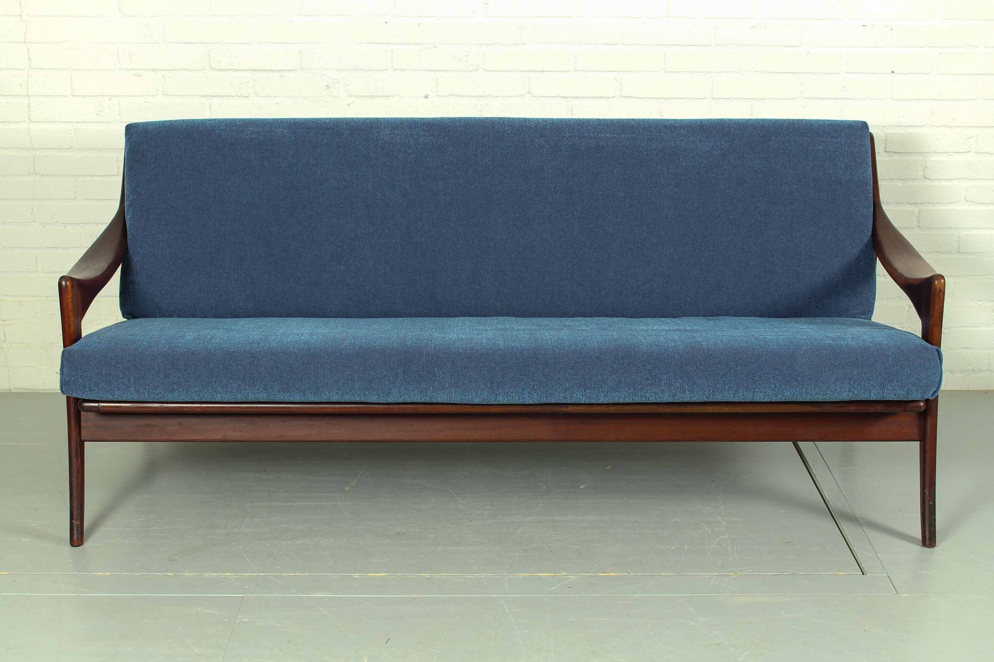Dutch canapé design from the 1950s
