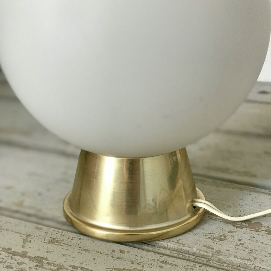 Opal globe table lamp