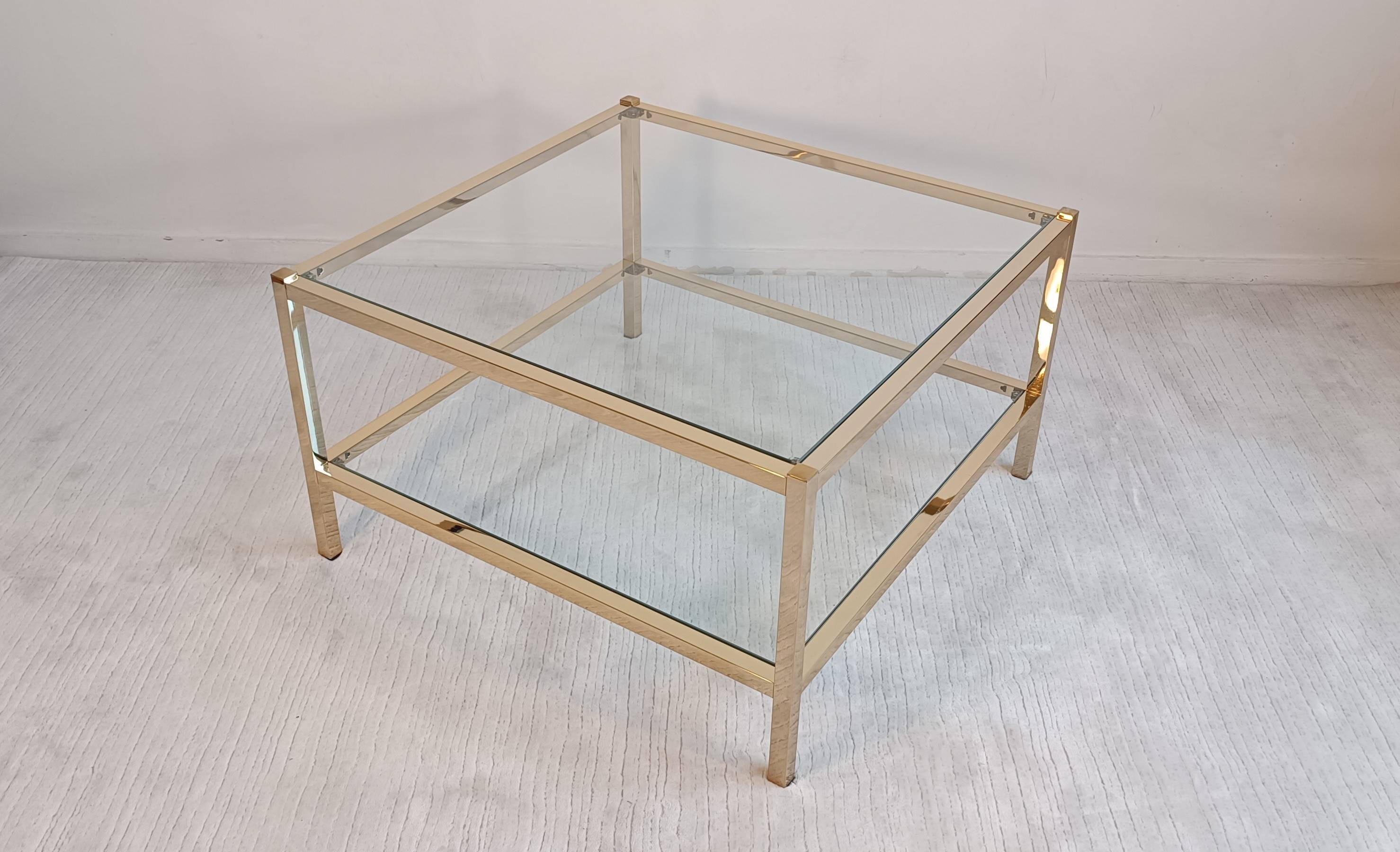 Italian 1970'S coffee table in brass and glass with 2 trays