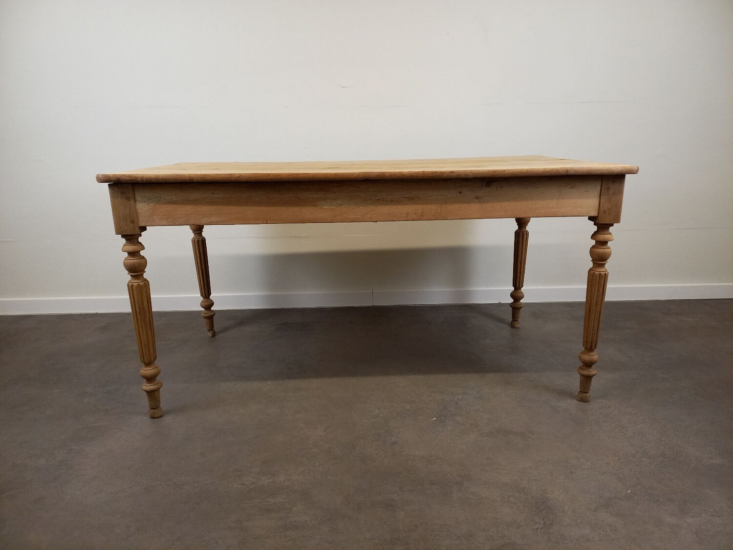 Farmhouse table