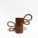 Tasse courbée en pain d’épice