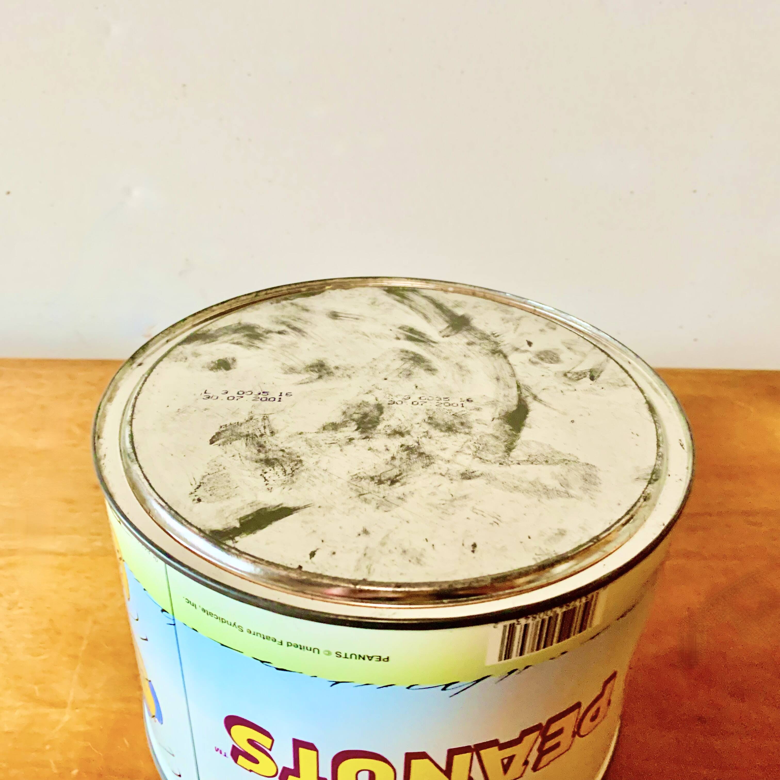 Vintage Snoopy metal box