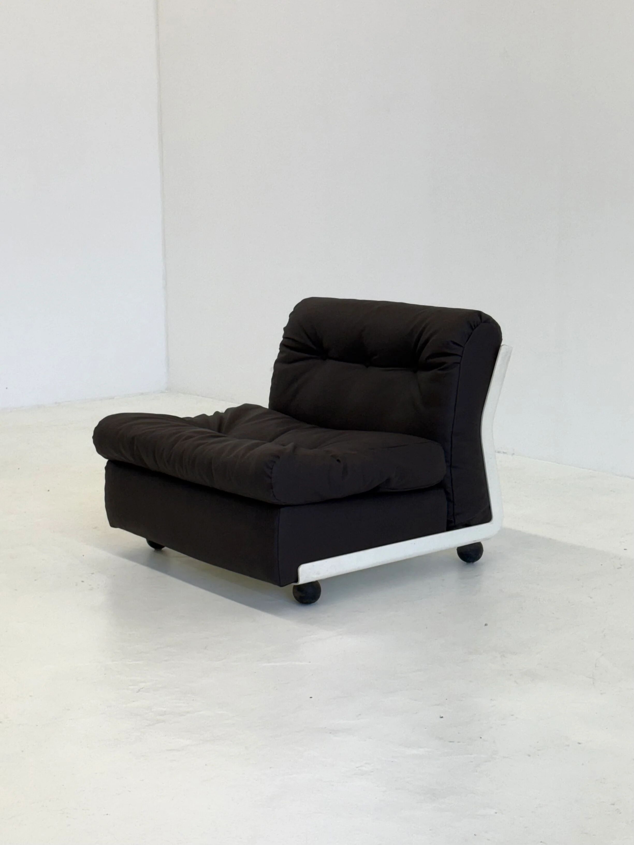 Fauteuils Amanta par Mario Bellini pour C&B Italia