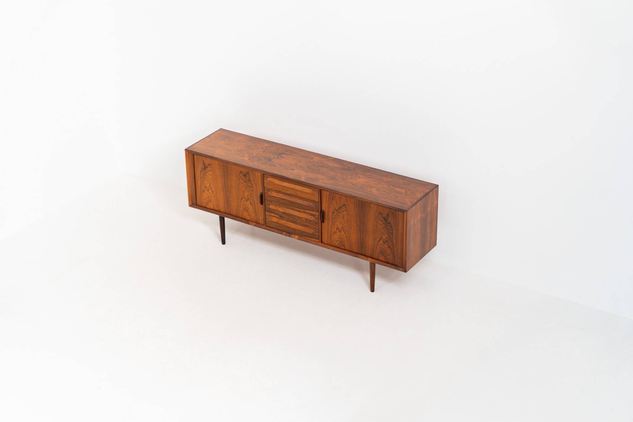 Rare sideboard in rosewood by Svend Aage Larsen for Faarup