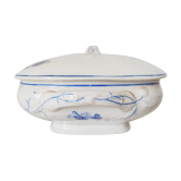 Plat avec couvercle en porcelaine décor fleurs bleues