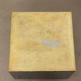 Table basse en laiton doré et verre fumé. Années 1970.