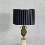 Lampe ananas en laiton vintage