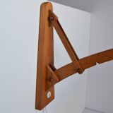 Adjustable wooden wall lamp 1960s by Pokrok Žilina, Czechoslovakia.