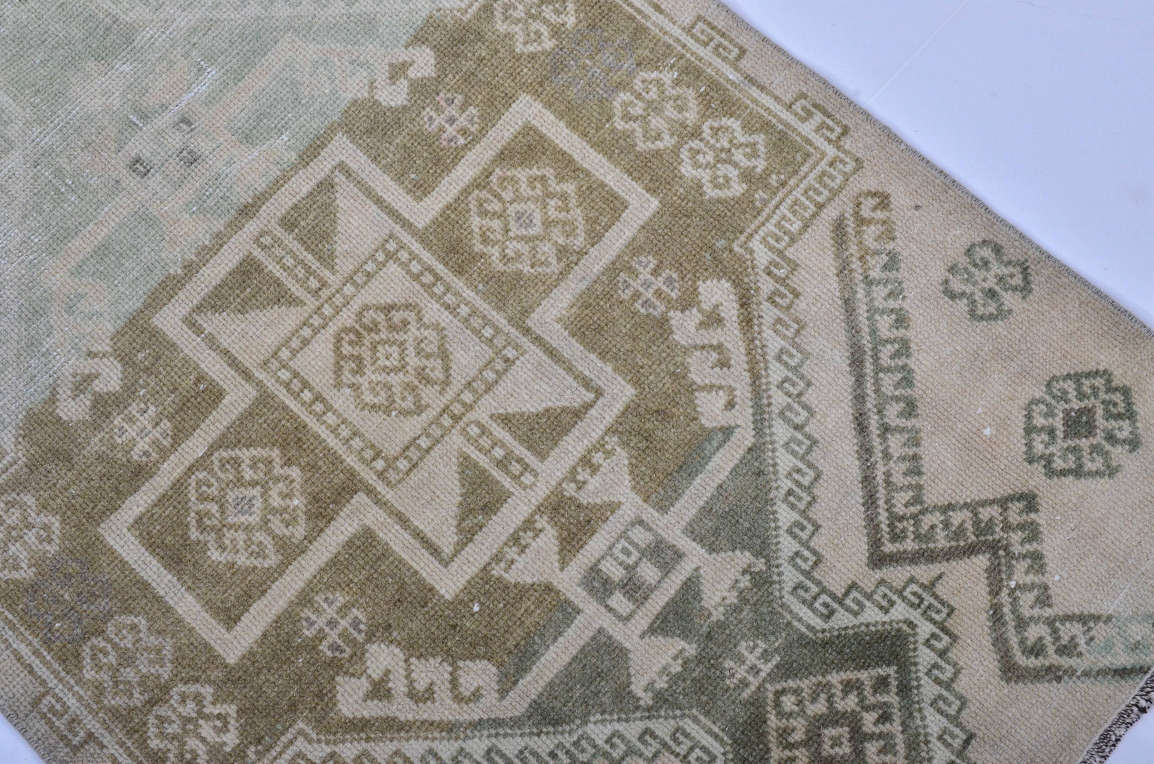 Oushak Anatolian Vintage Carpet sku 3512