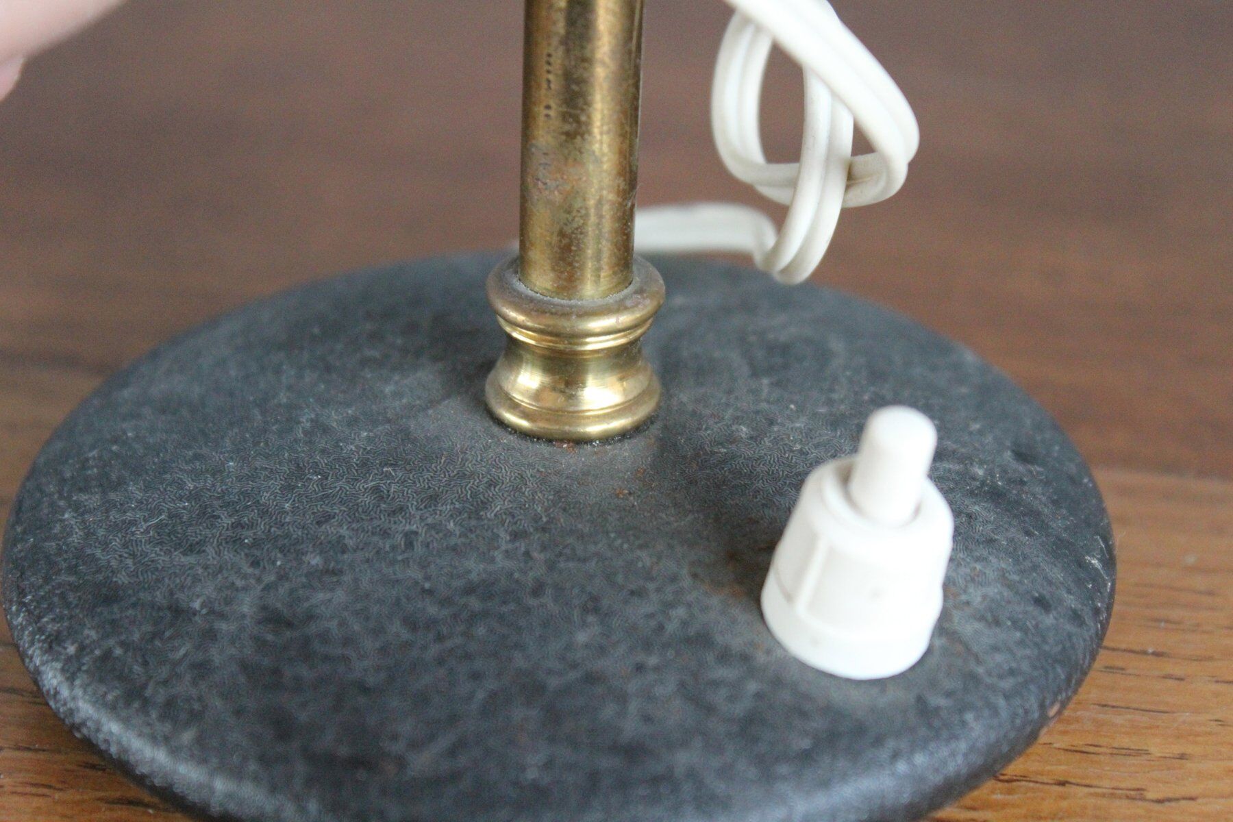 Mmid-century desk lamps in Plexiglas and brass Italy 1960s