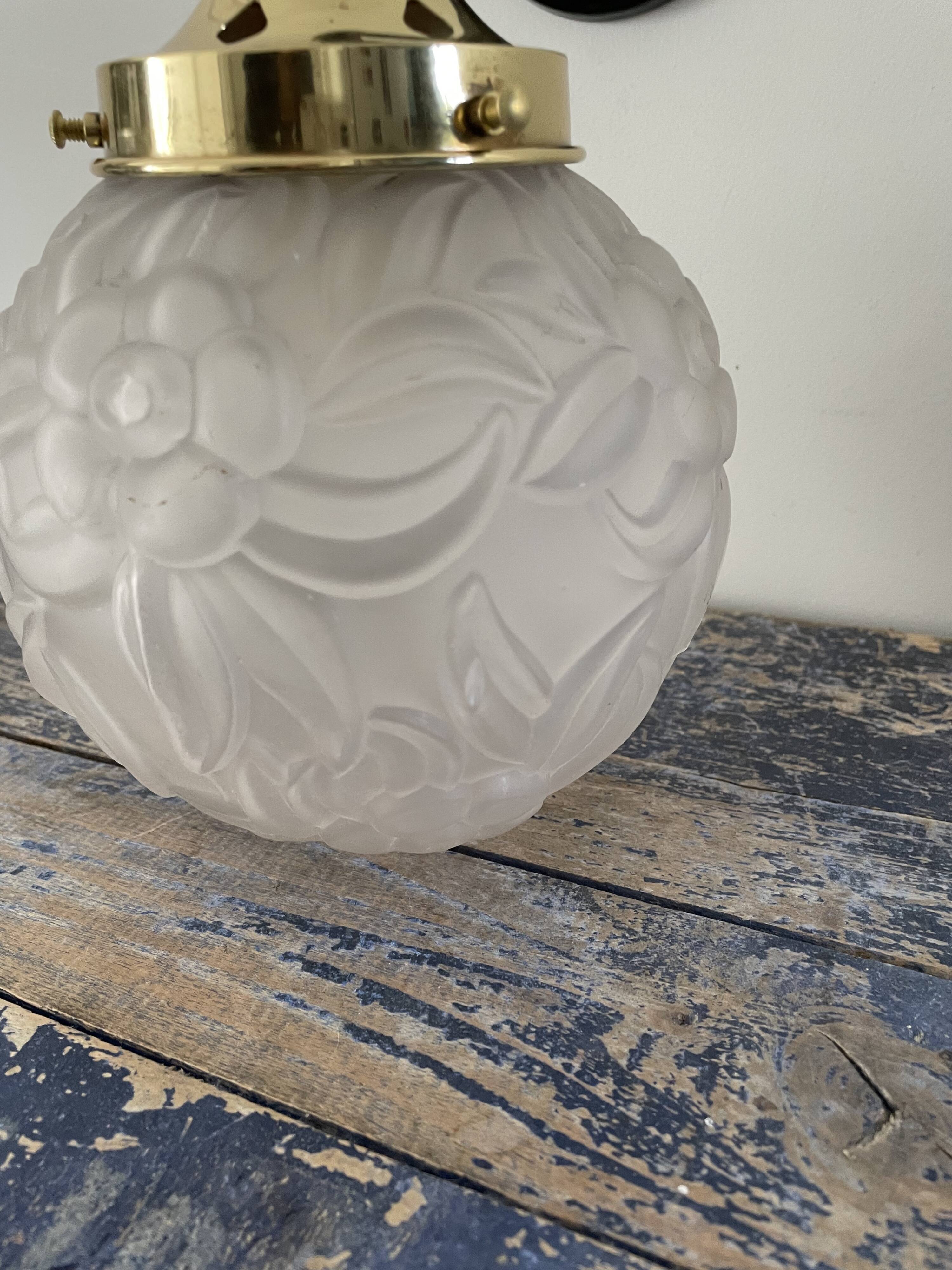 Art Deco wall lamp