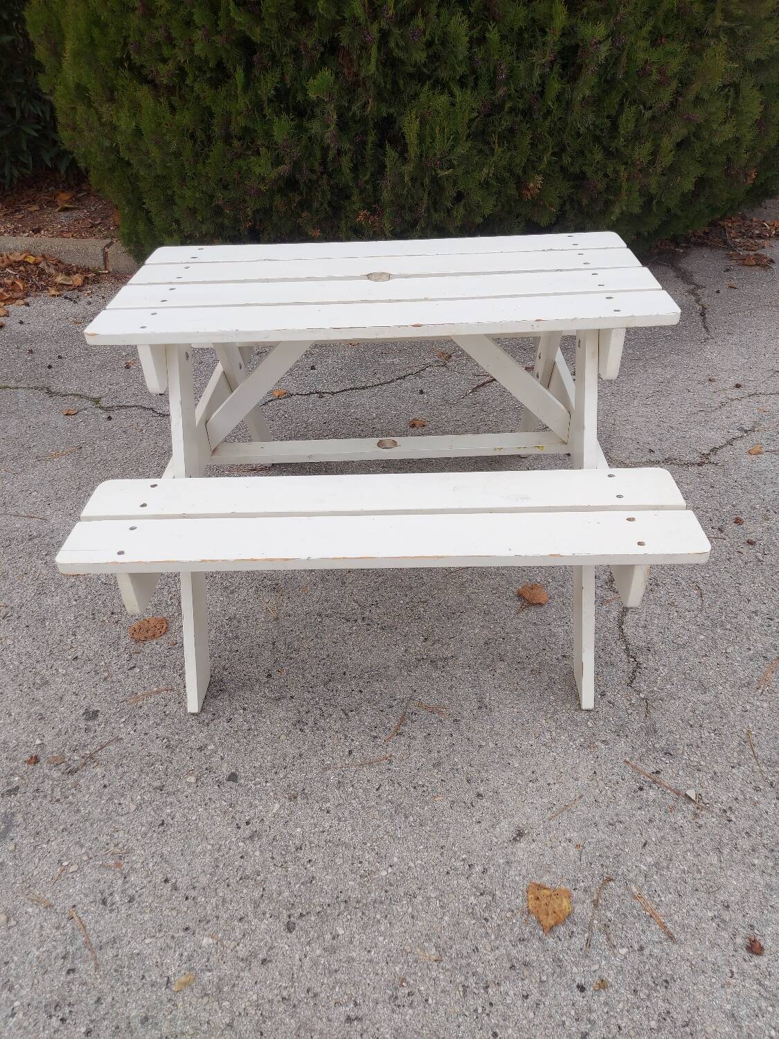 Table de jardin avec bancs pour enfants