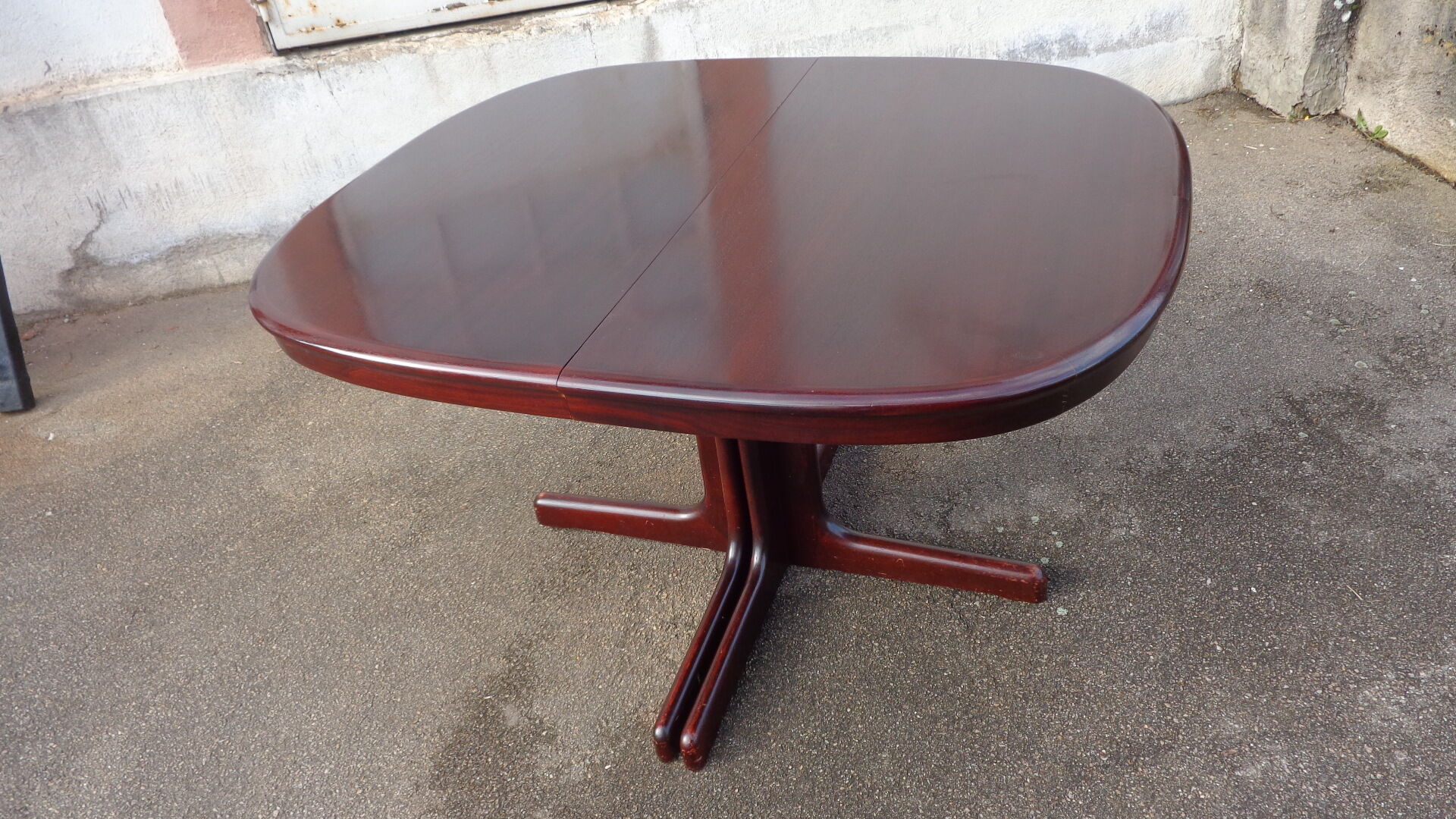 Table Lubke free form