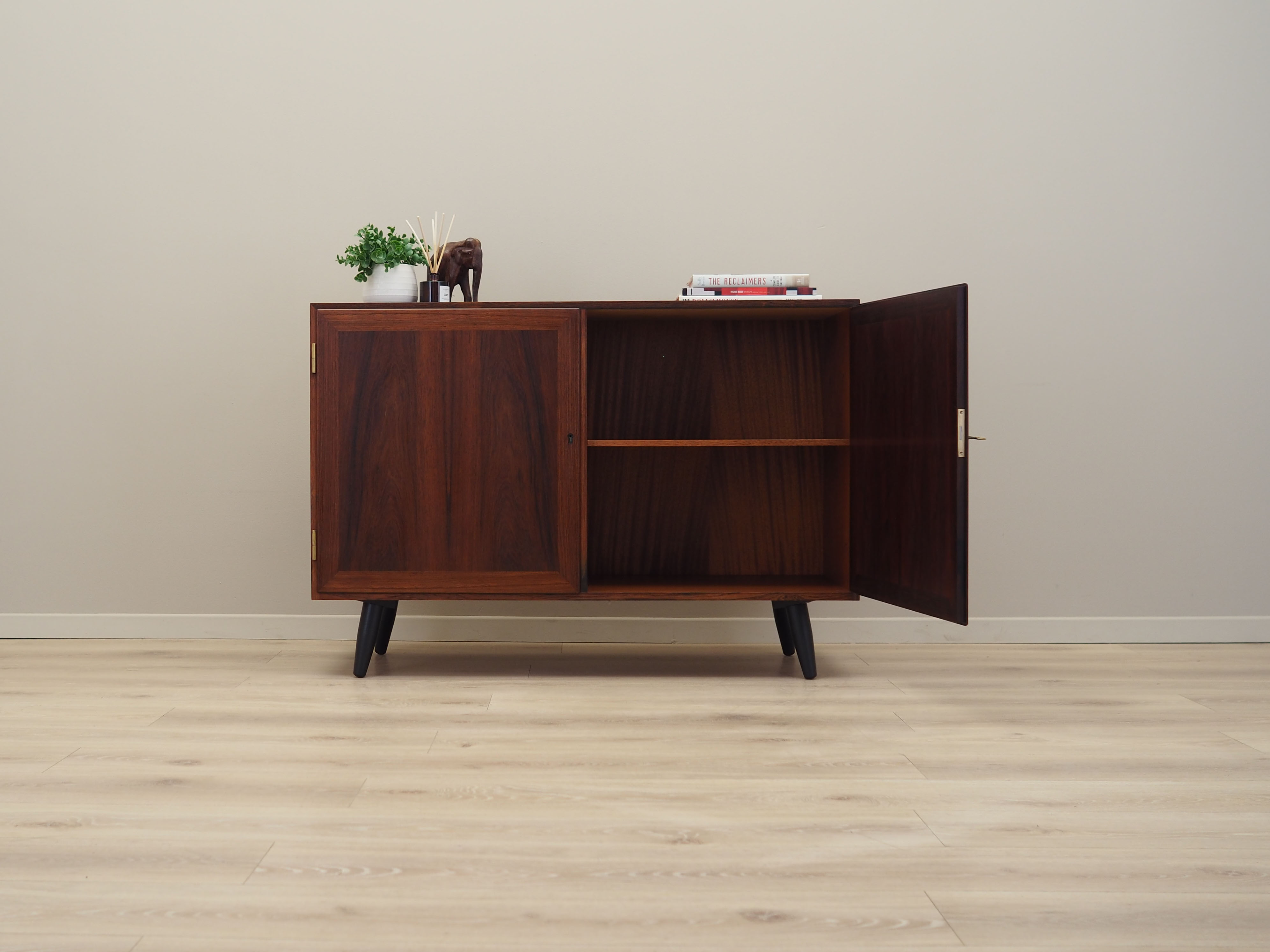 Rosewood cabinet, Danish design, 1960s, Carlo Jensen, Hundevad