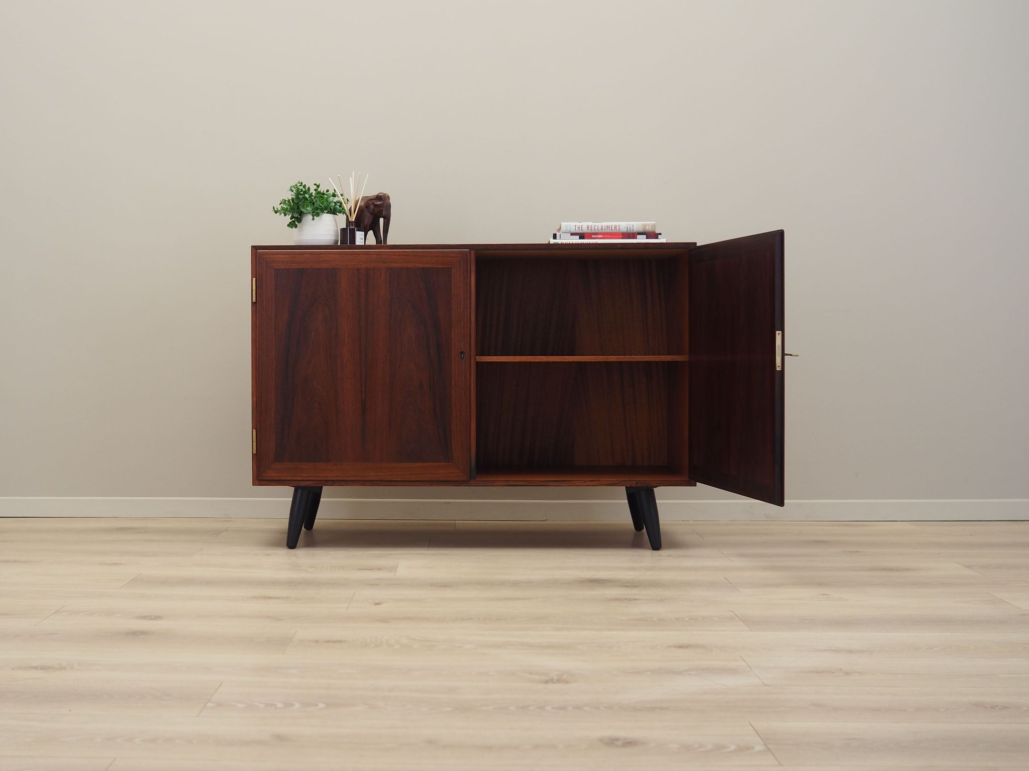 Rosewood cabinet, Danish design, 1960s, Carlo Jensen, Hundevad