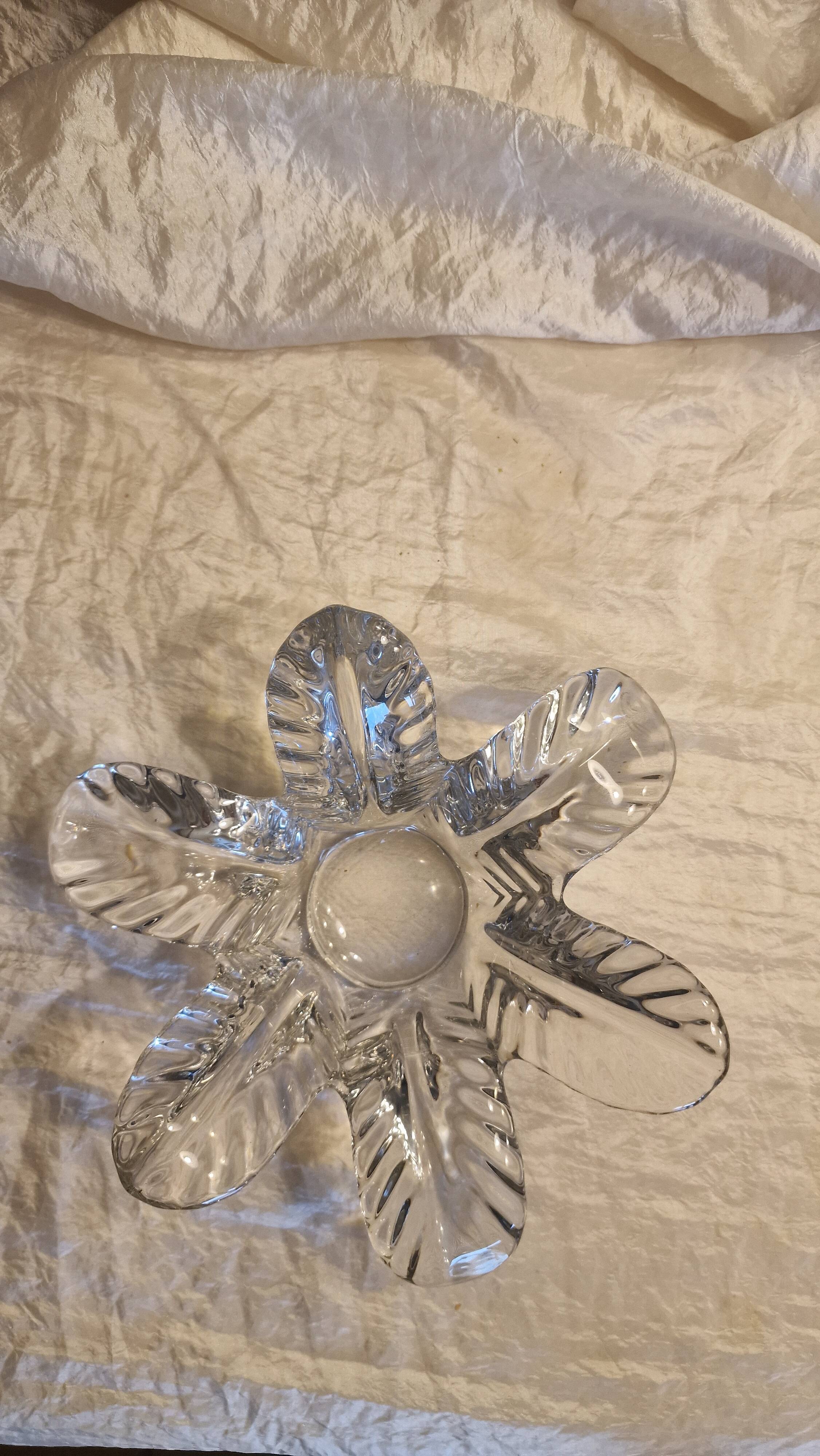 Crystal bowl Art Vannes France – floral design – 1950s–1970s