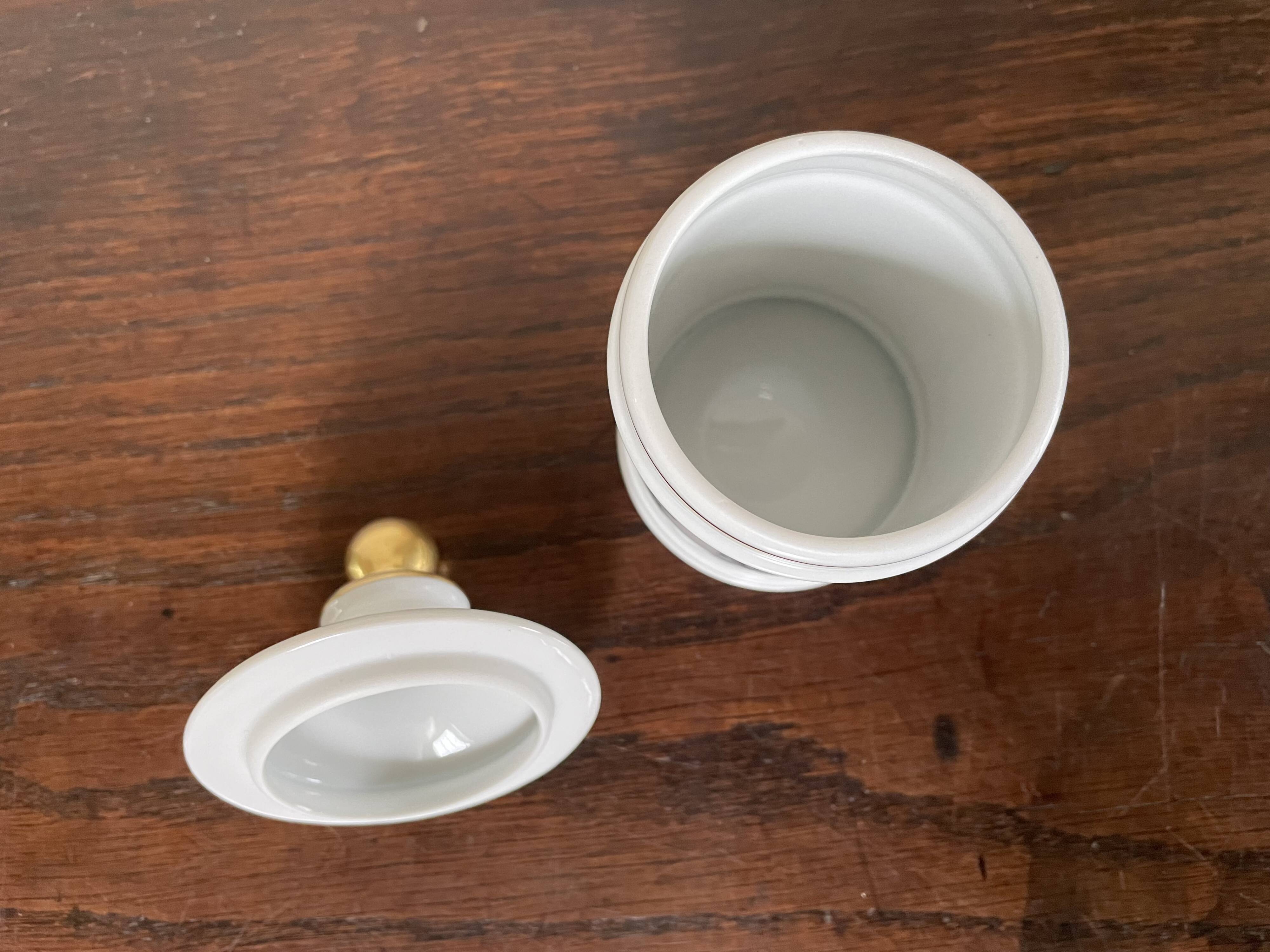 Limoges porcelain medicine jar H15 X D7