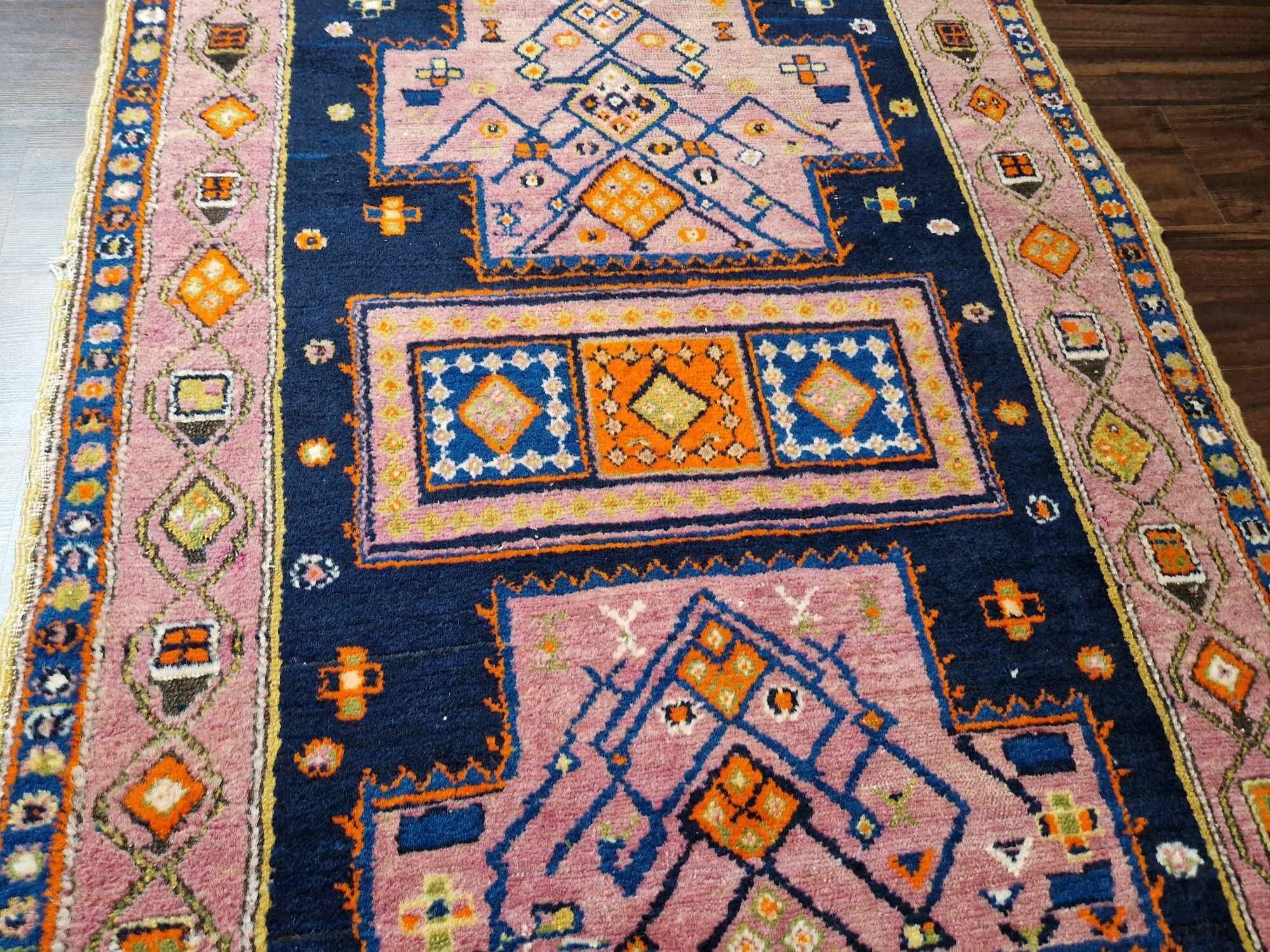 Antique Kalkaz carpet, 1920, wool on wool, 120/320 cm.