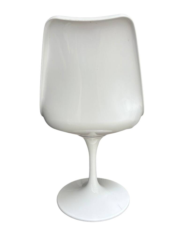 Chaise "Tulipe" de Eero Saarinen par Knoll
