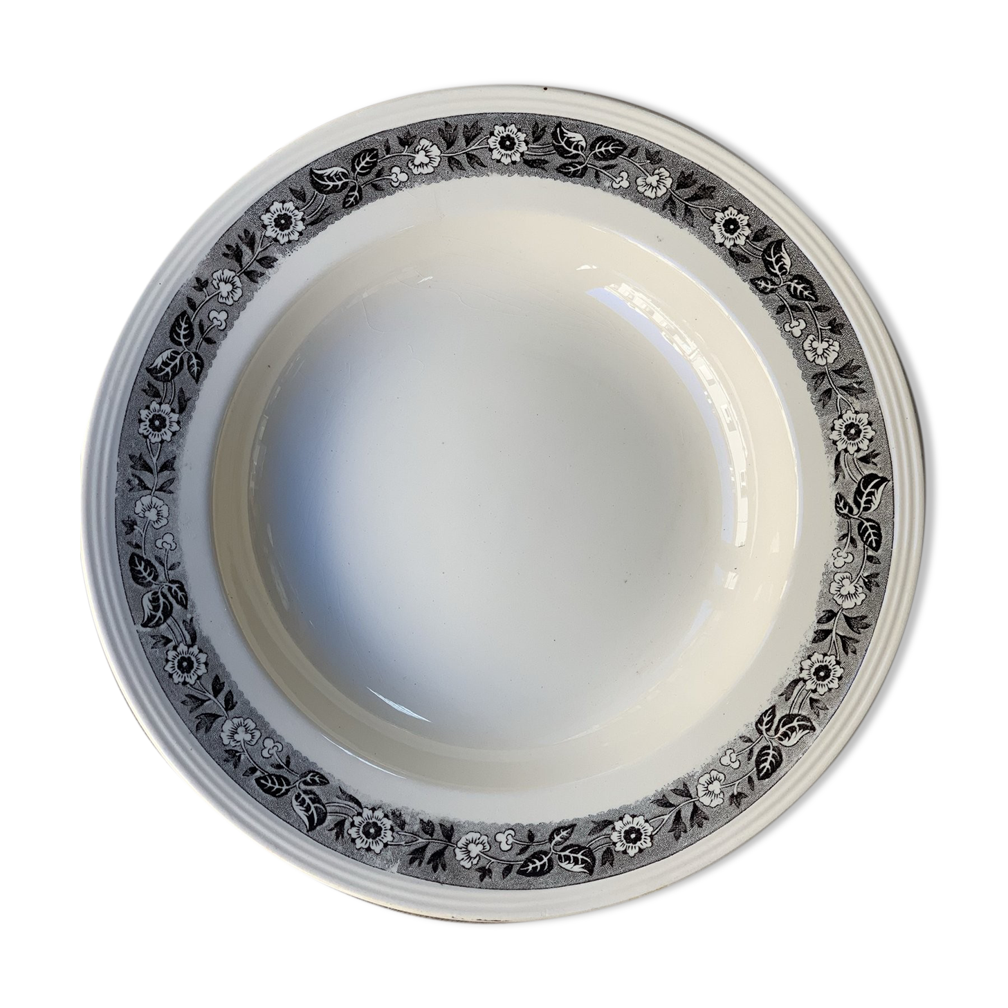 Boch La Louvière hollow earthenware plate