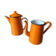 Lot de cafetières émaillées oranges vintage
