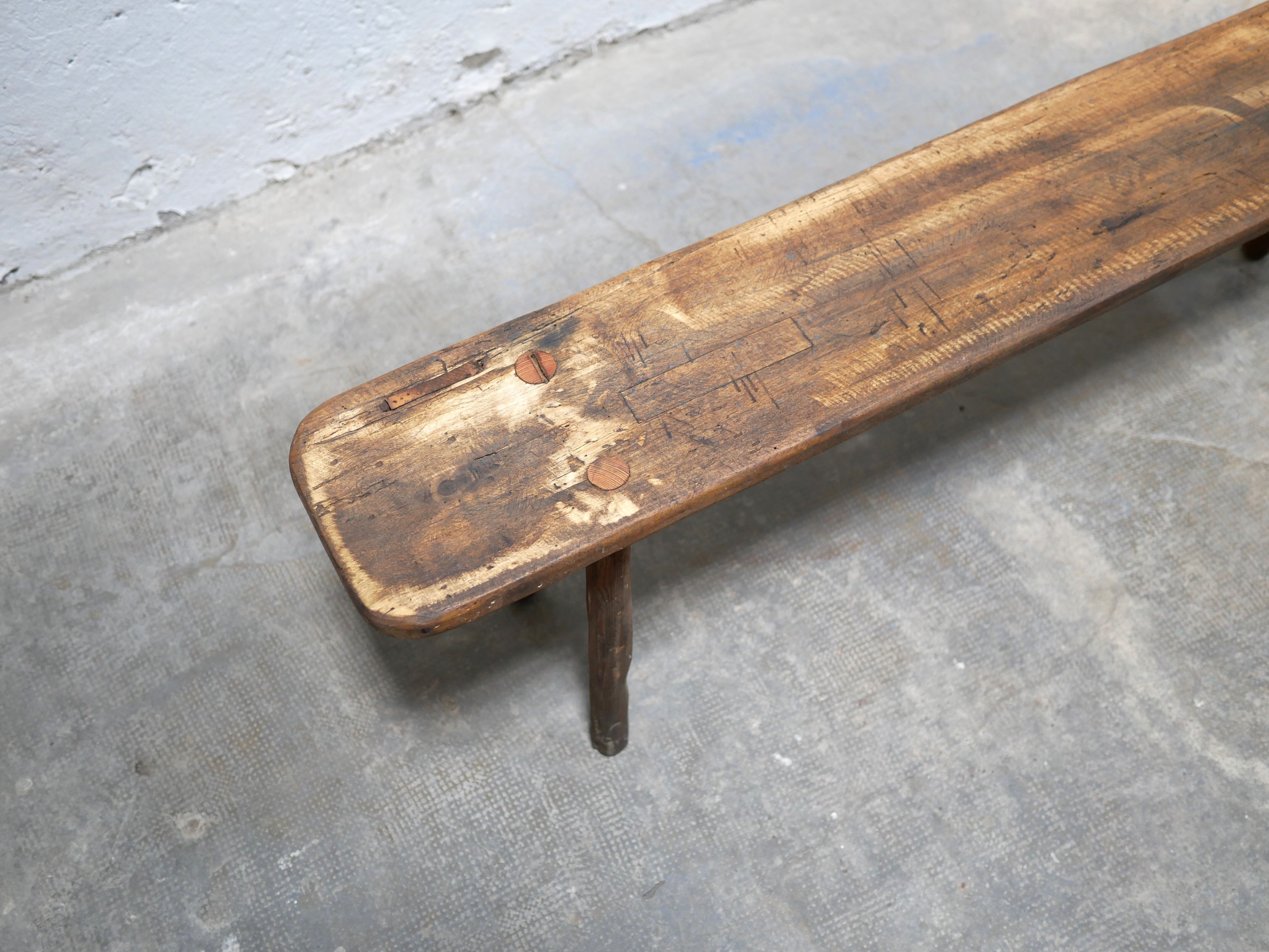 Banc artisanal en bois
