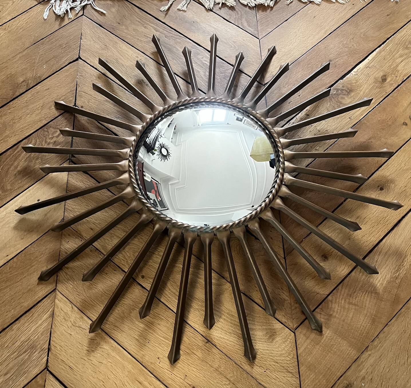 Chaty witch's eye sun mirror in Vallauris