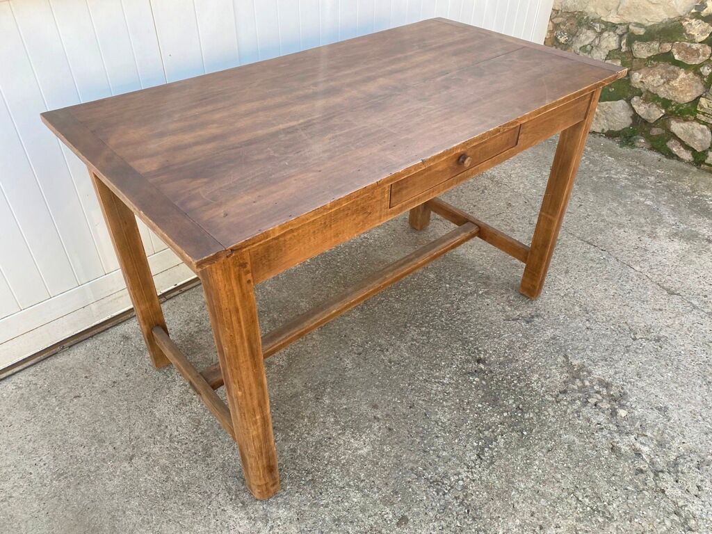 Solid oak farmtop table with 1 drawer