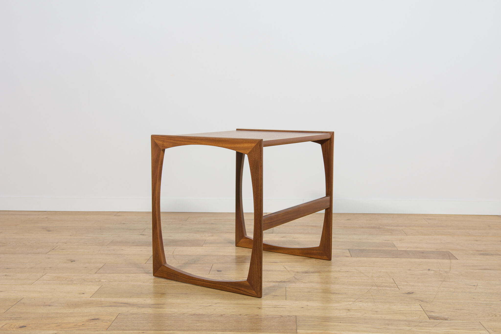 Mid-century teak nesting tables by R. Benett for G-Plan, United Kingdom, 1970s, set of 3